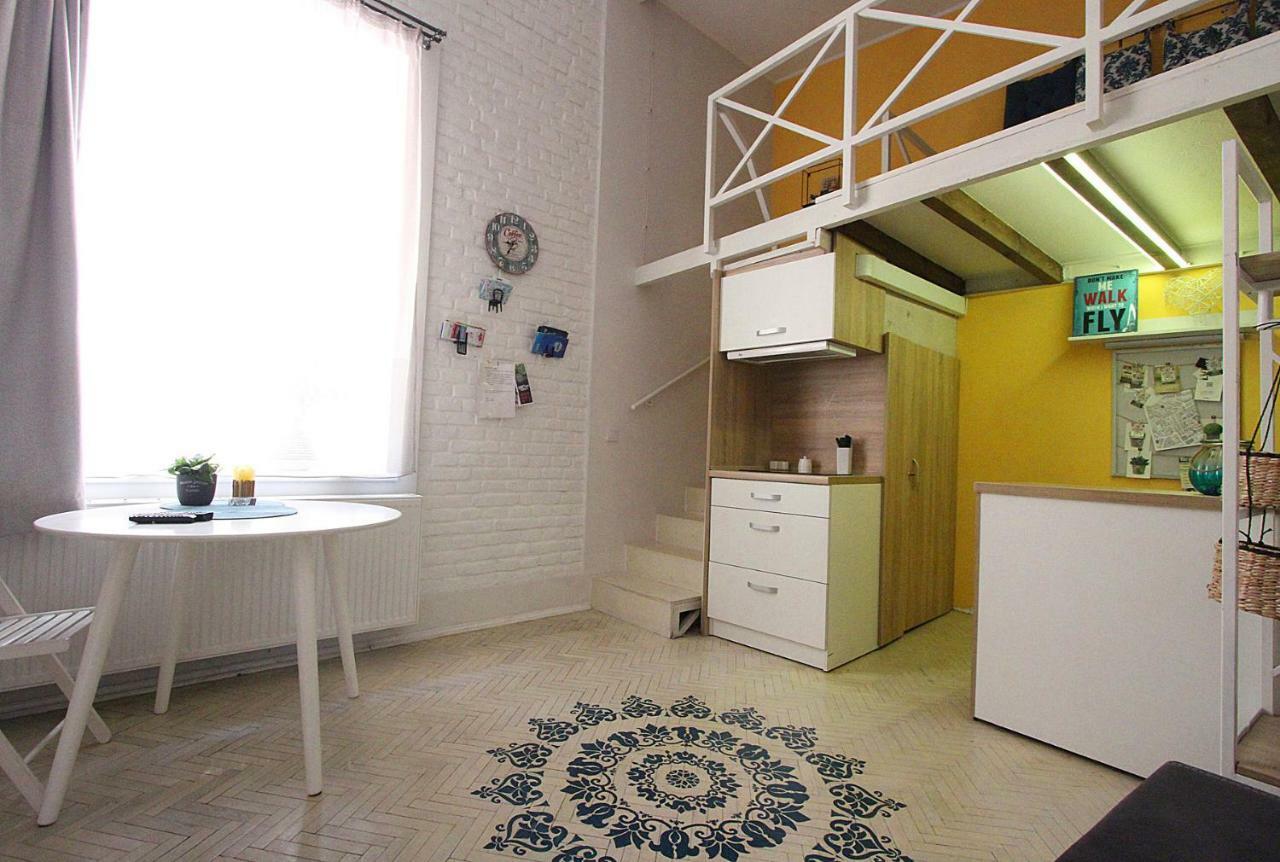 Style Loft Apartment Lviv Eksteriør billede